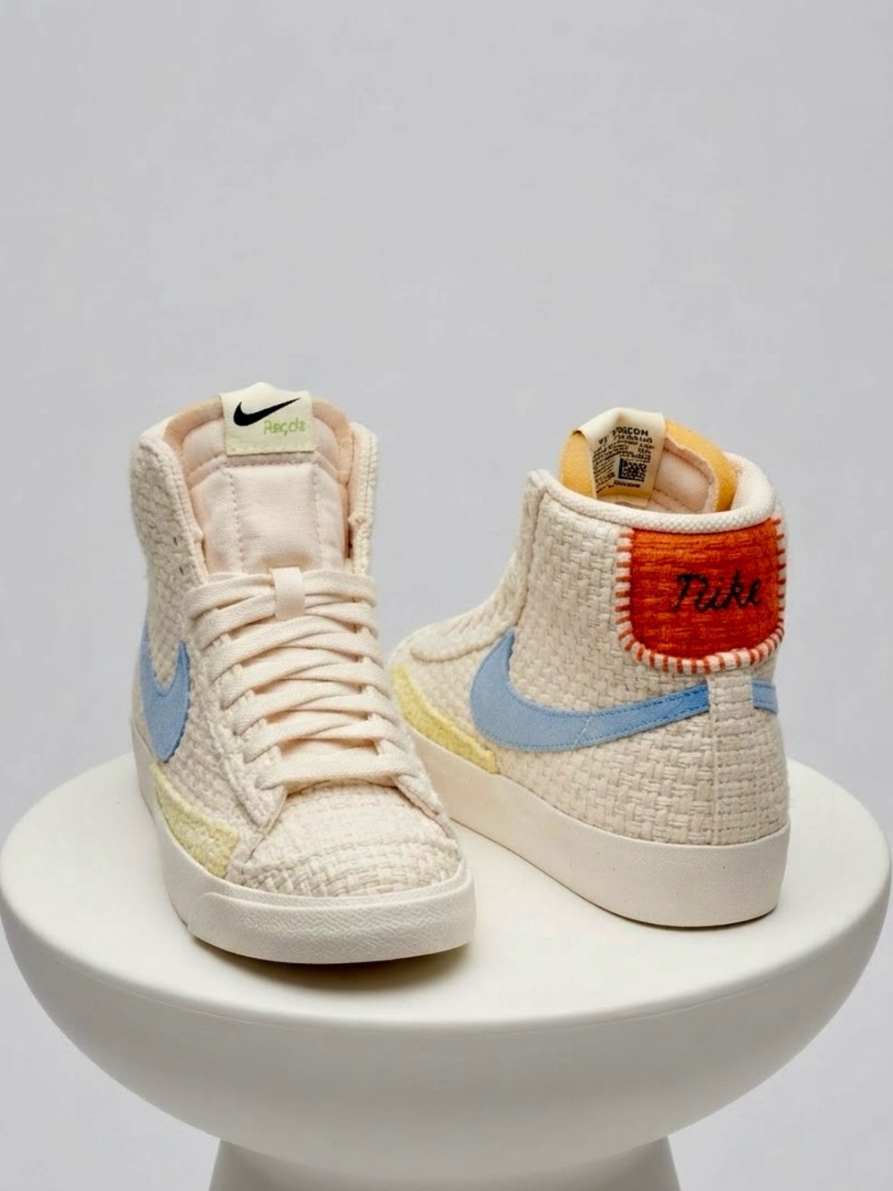 Brand New Nike Women's Mid-Top Sneakers in Cream, Sky Blue & Orange
